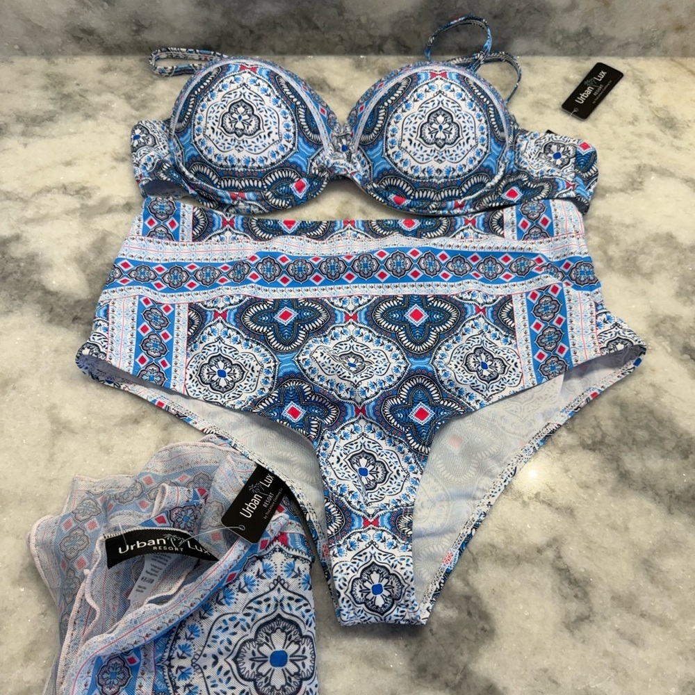 Urban Lux 3-Piece Swimsuit Set BNWT Size L Bikini + Sarong Pareo Blue Medallion - Picture 9 of 13